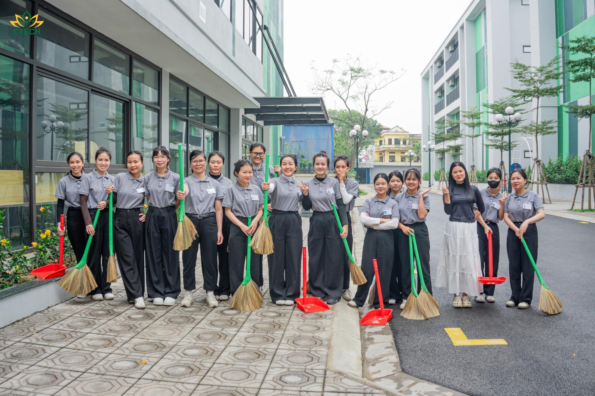 CTECH Rộn Ràng Ra Quân "Thứ 7 Xanh": Chung Tay Khoác "Áo Mới" Đón Tết Sang