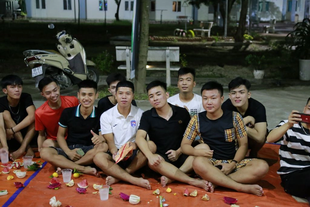 Trung thu “cùng nhau” của tân sinh viên CTECH