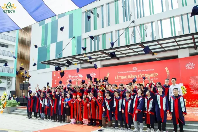 LỄ TỐT NGHIỆP & NGÀY HỘI VIỆC LÀM - CTECH CAREER EXPO 2025