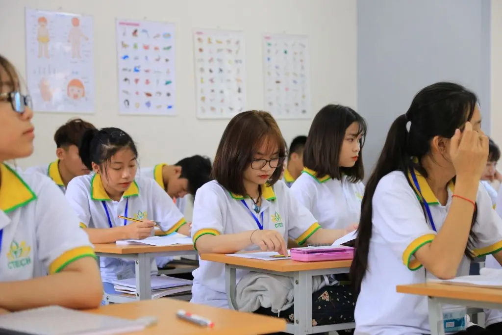 CTECH: Connecting with enterprises to create jobs for students after graduation