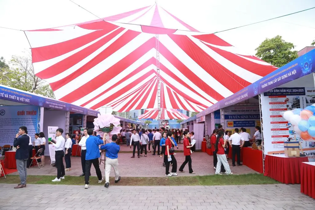 CTECH tham gia Ngày hội gắn kết giáo dục nghề nghiệp Thủ đô 2004