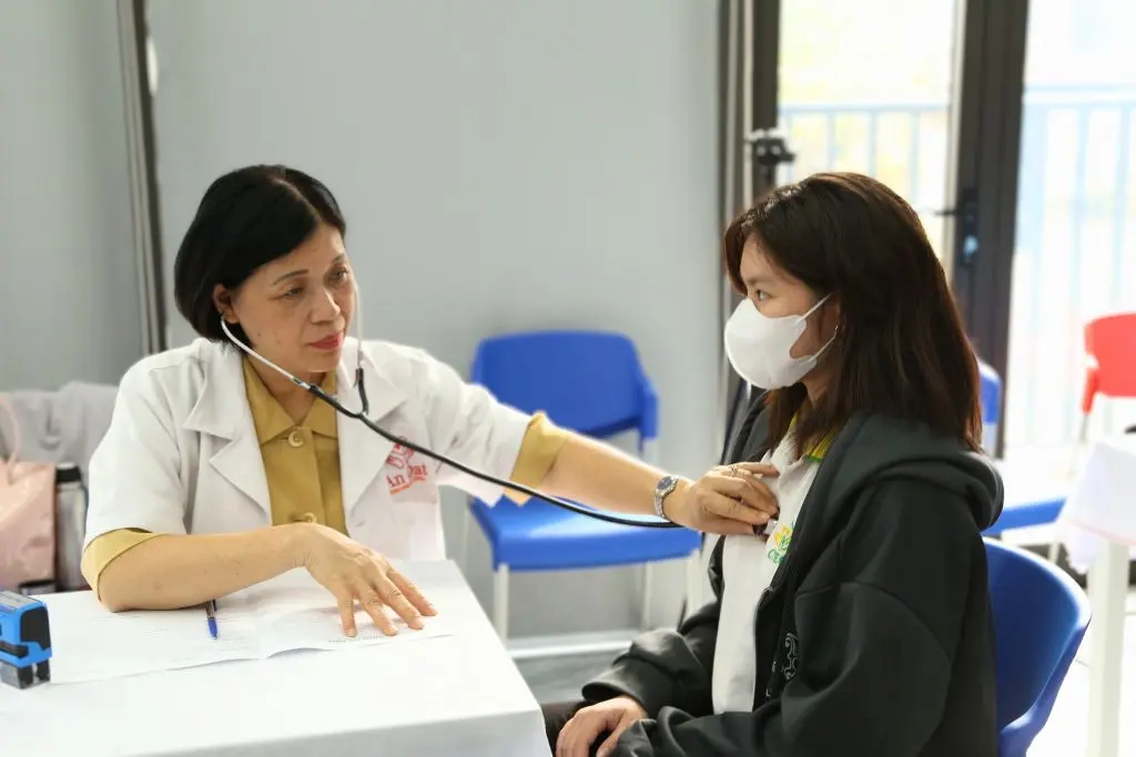 CTECH tổ chức khám sức khỏe đầu khóa cho sinh viên K15