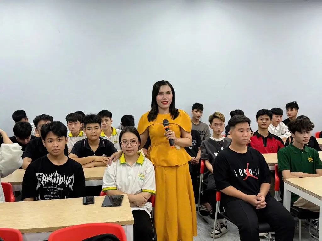 Kỳ thi Kỹ năng nghề cấp trường năm 2024: Sôi động vòng Sơ khảo của khoa Du lịch