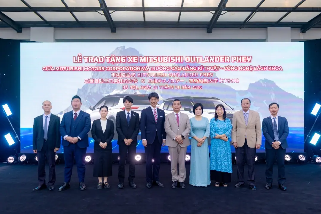 Mitsubishi Motors Corporation tài trợ 2 xe hybrid phục vụ đào tạo cho CTECH