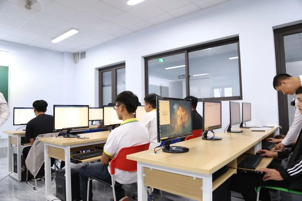 Thiết kế đồ họa – Học cách sáng tạo để tự tin khác biệt