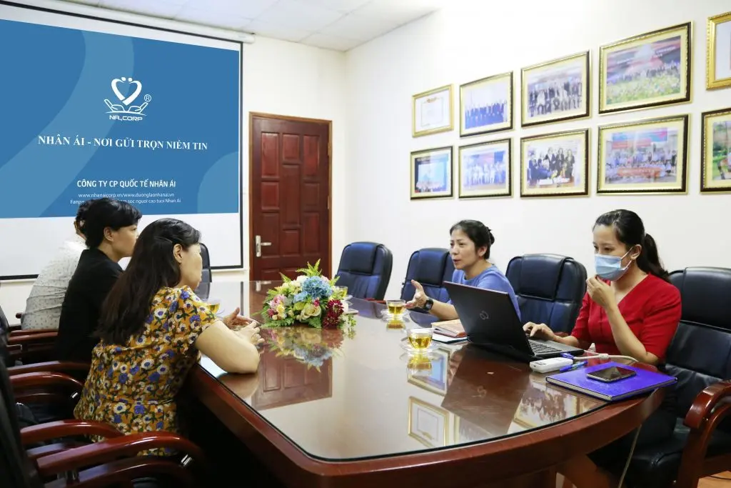 Trường CĐ Kỹ thuật – Công nghệ Bách Khoa ký hợp tác đào tạo với Công ty Cổ phần Quốc tế Nhân Ái