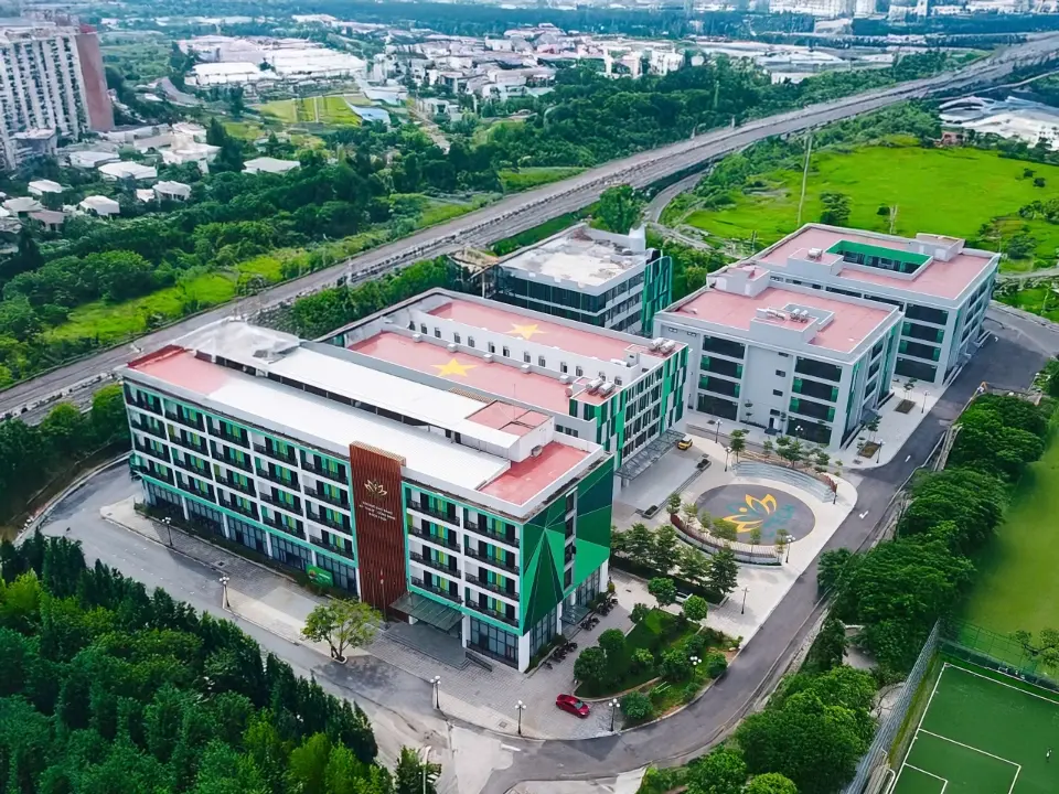 [VnExpress Reports] Japanese Experts Collaborate with CTECH in Training Automotive Engineers