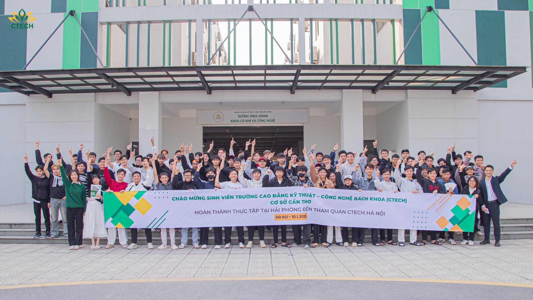 [KẾT NỐI HAI MIỀN] SINH VIÊN CTECH CẦN THƠ HÀO HỨNG TRẢI NGHIỆM KHÔNG GIAN HỌC TẬP HIỆN ĐẠI TẠI TRỤ SỞ HÀ NỘI