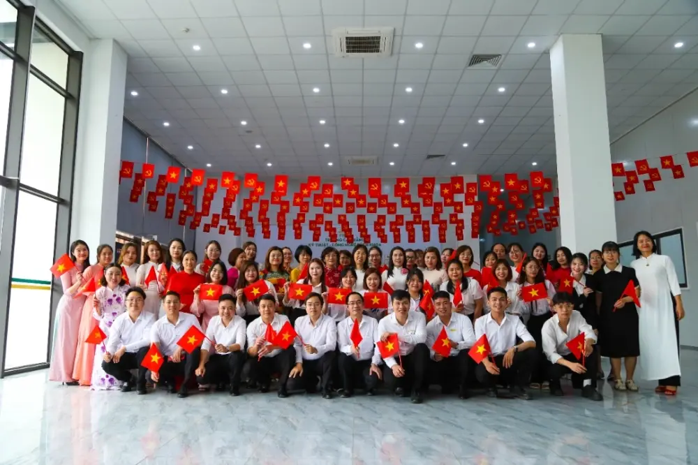 Hàng trăm học sinh tham gia “Một ngày trải nghiệm CTECH - CTECH Open Day"