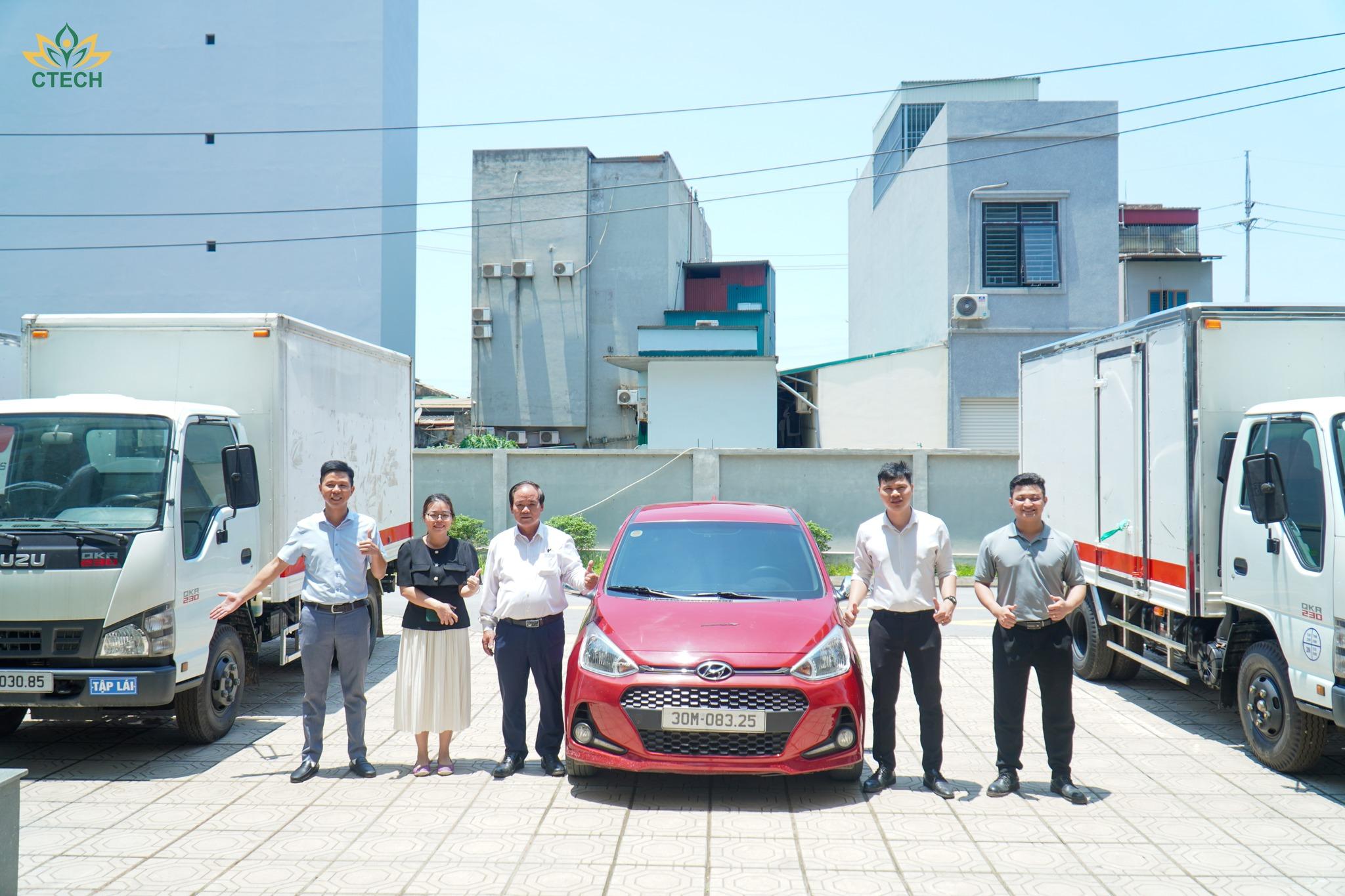 CTECH Tiếp Nhận Thêm 5 Xe Ô Tô Phục Vụ Đào Tạo Lái Xe